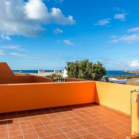 Village טרחלחו