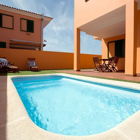 בית נופש Village