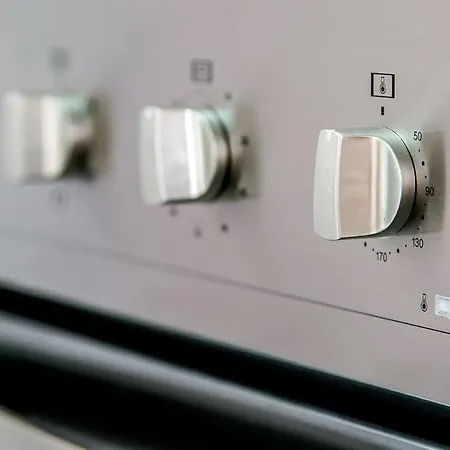 Village * تاراخاليخو