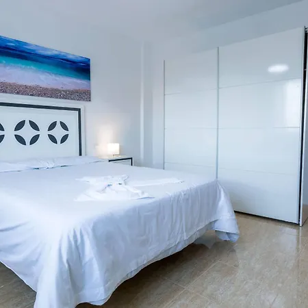 Village * تاراخاليخو