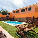 Vakantiehuis Village